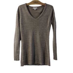 4/$25 New York & Company Beige V-Neck Sweater - Sz XS